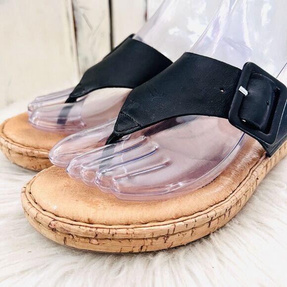 Born Boc Black Leather Slip on Cork Bed Comfort Thong Sandals - Size US9 EU40.5 - Picture 2 of 6
